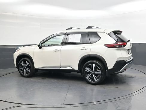 Used 2022 Nissan Rogue Platinum w/ Head-Up Display Package image 7