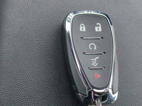 Used 2019 Chevrolet Equinox LT w/ Driver Convenience Package FWD image 32
