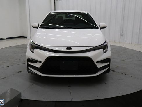 Used 2024 Toyota Corolla SE image 11