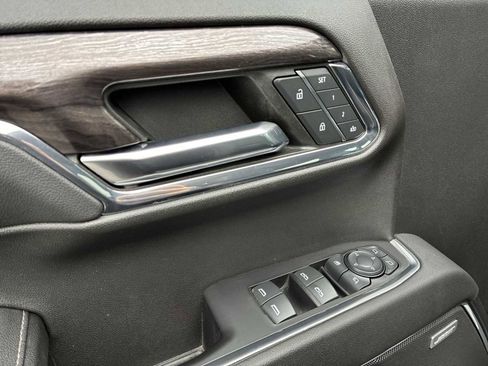 Certified 2023 Chevrolet Silverado 1500 LTZ image 23