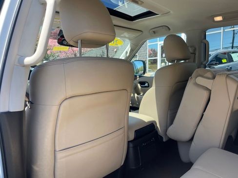 Certified 2023 Nissan Armada SL w/ Cargo Package AWD/4WD image 19