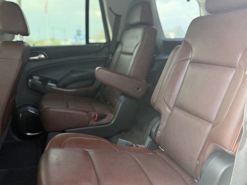Used 2020 Chevrolet Tahoe Premier w/ Premier Plus Edition AWD/4WD image 19