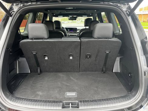 Used 2025 Kia Telluride AWD image 13