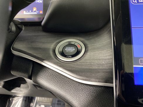 Used 2022 Jeep Grand Cherokee L Limited w/ MOPAR Finishing Package image 27