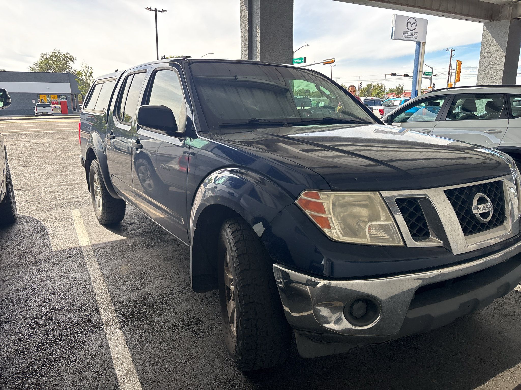 Used 2011 Nissan Frontier SV AWD/4WD image 6