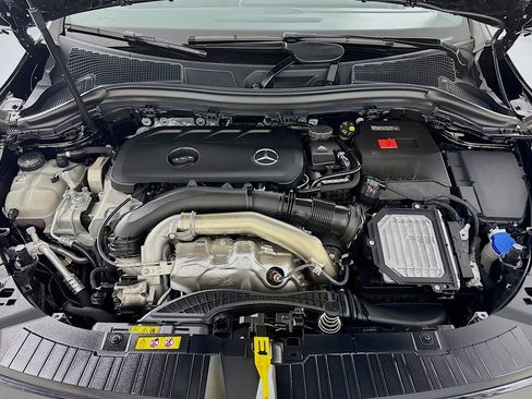 Certified 2025 Mercedes-Benz GLA 250 GLA 250 image 12