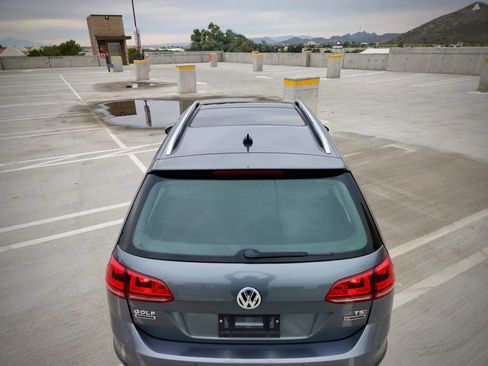 Used 2017 Volkswagen Golf Alltrack SE image 7