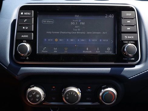 New 2025 Nissan Versa 1.6 SV w/ Trunk Package image 28