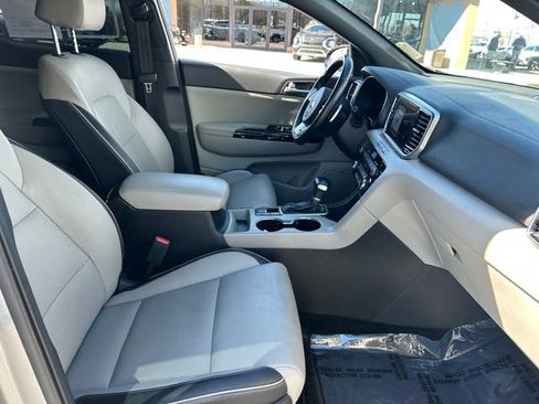 Used 2022 Kia Sportage SX image 37