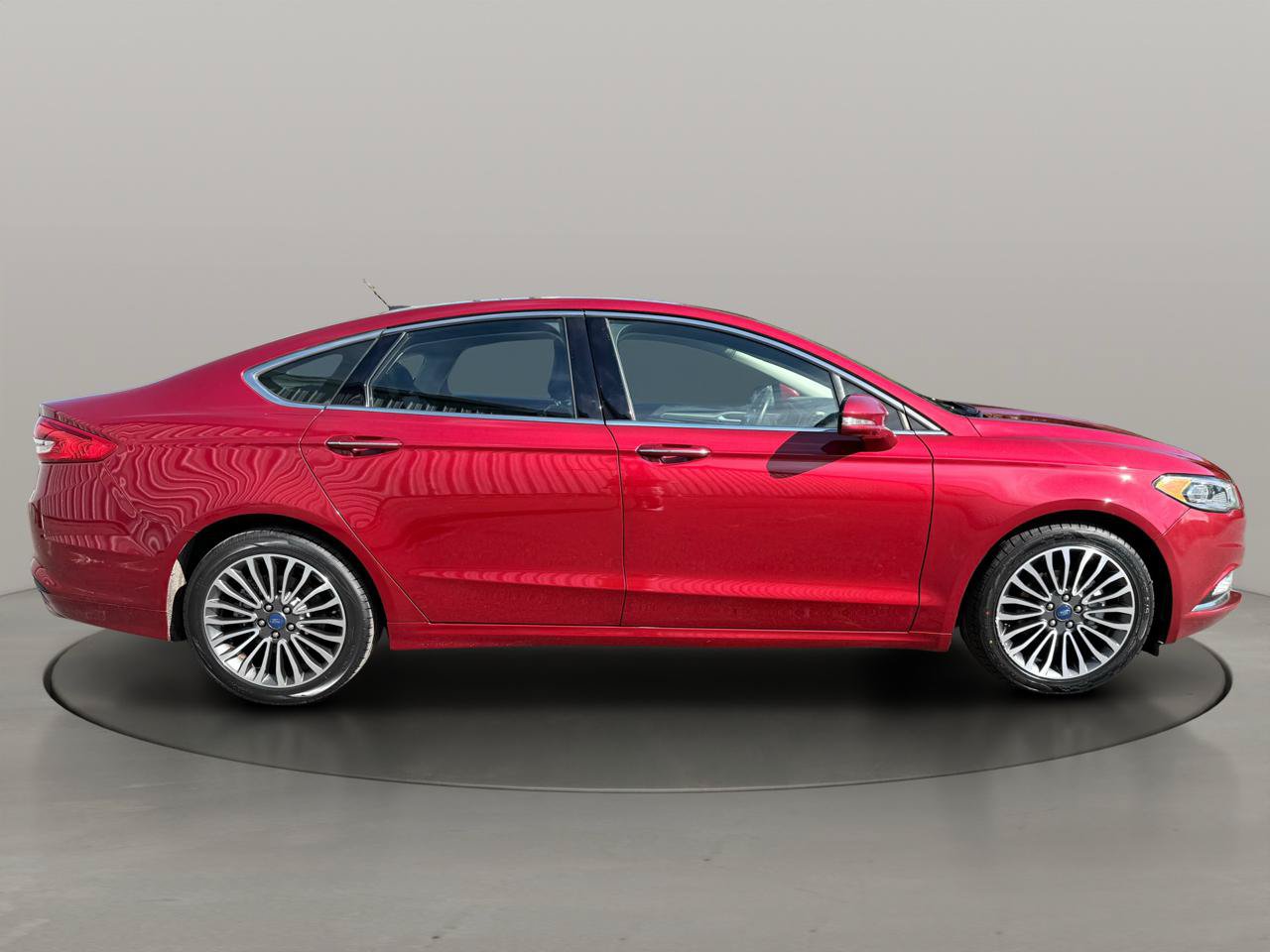 Used 2017 Ford Fusion SE w/ Fusion SE Technology Package FWD image 7