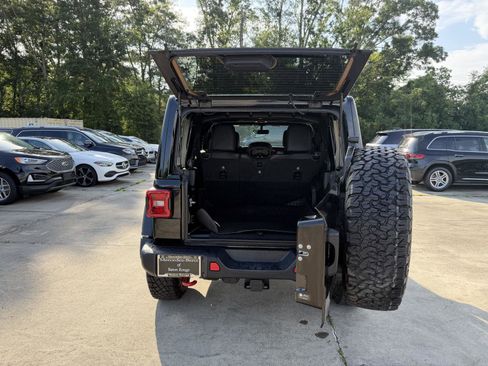 Used 2021 Jeep Wrangler Unlimited Rubicon AWD/4WD image 23