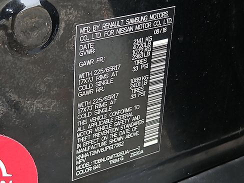 Used 2018 Nissan Rogue SV image 26