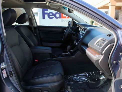 Used 2018 Subaru Outback 2.5i Limited image 35