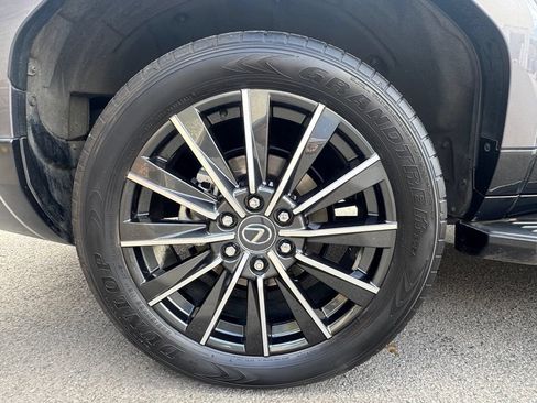 Used 2024 Lexus GX 550 AWD/4WD image 36