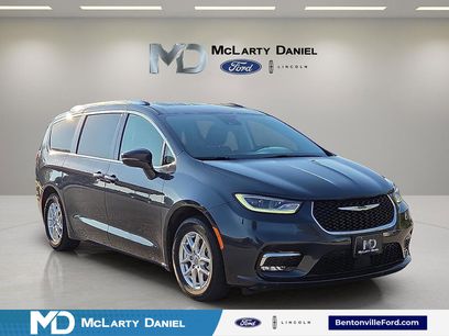 Used 2021 Chrysler Pacifica Touring-L