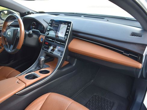 Used 2020 Toyota Avalon Limited w/ Advanced Safety Package FWD image 60