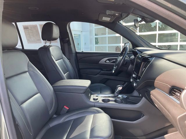 Used 2023 Chevrolet Traverse LT AWD/4WD image 10