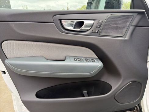 Used 2021 Volvo XC60 T5 R-Design w/ Protection Package Premier image 20