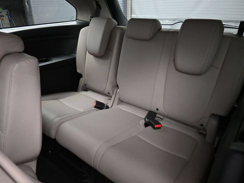 Certified 2024 Honda Odyssey EX-L image 22
