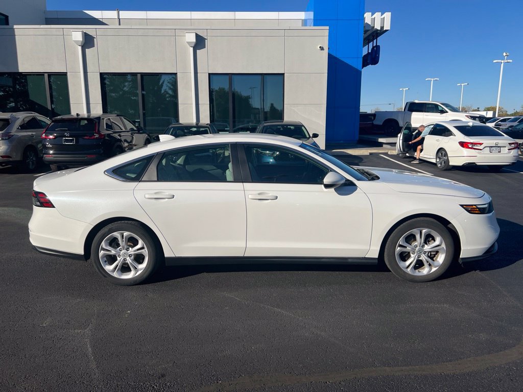 Used 2024 Honda Accord LX image 3