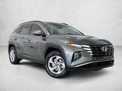 Used 2022 Hyundai Tucson SEL w/ Cargo Package AWD/4WD image 12