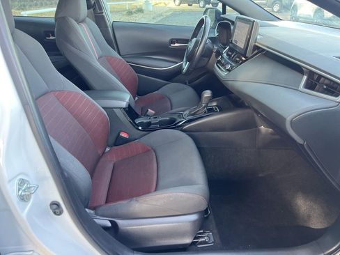 Used 2024 Toyota Corolla SE image 12