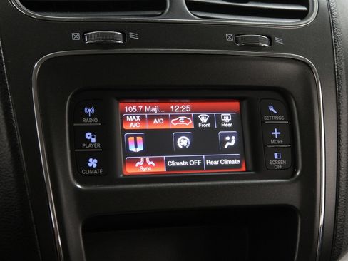 Used 2019 Dodge Journey SE w/ Blacktop Package image 11