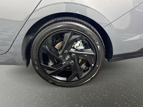 New 2026 Hyundai Elantra SEL Sport FWD image 30