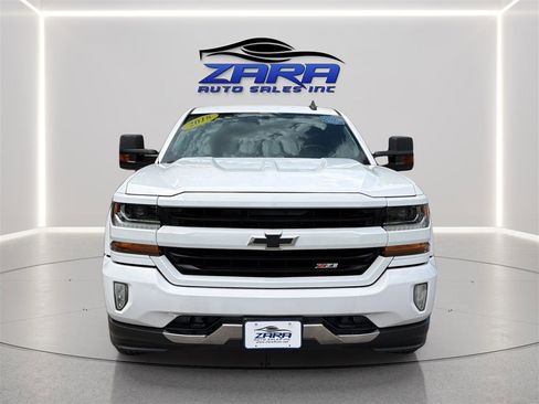 Used 2018 Chevrolet Silverado 1500 LT w/ All Star Edition AWD/4WD image 2