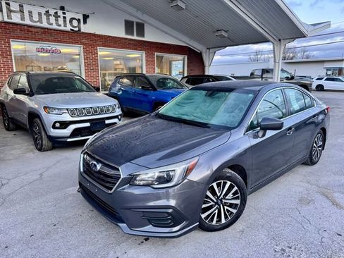 Used 2019 Subaru Legacy 2.5i Premium image 1