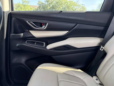 Used 2020 Subaru Ascent Limited image 19
