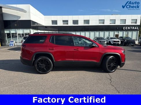 Certified 2023 GMC Acadia SLT w/ Elevation Edition image 8