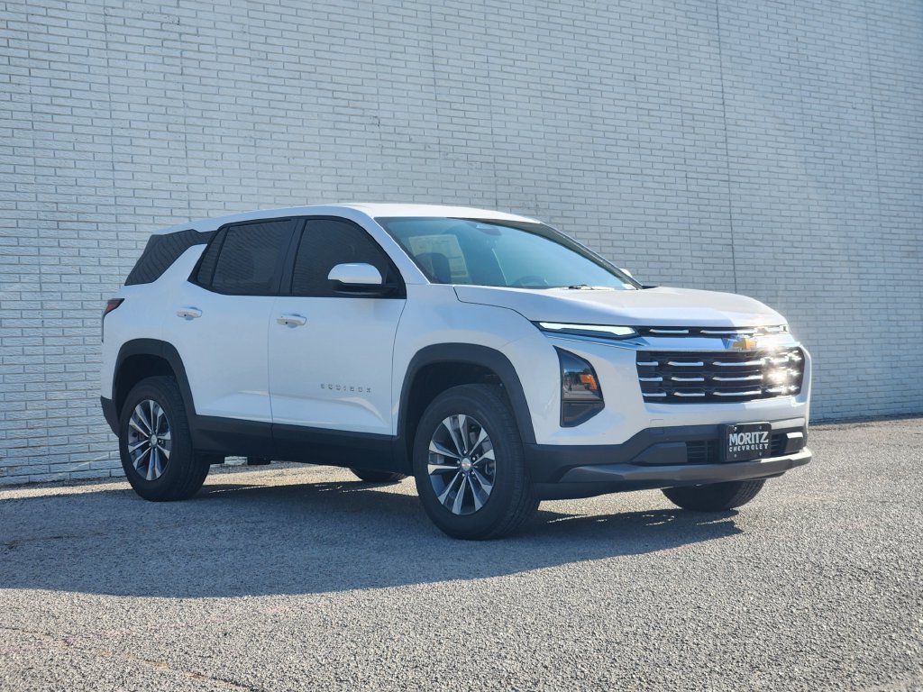New 2027 Chevrolet Equinox LT FWD image 2