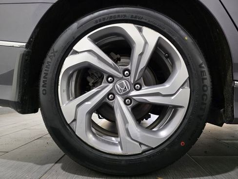Used 2020 Honda Accord EX image 25