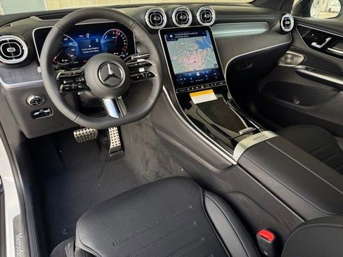 New 2025 Mercedes-Benz GLC 350e 4MATIC image 7