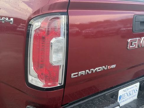 Used 2018 GMC Canyon SLT w/ Trailering Package AWD/4WD image 14