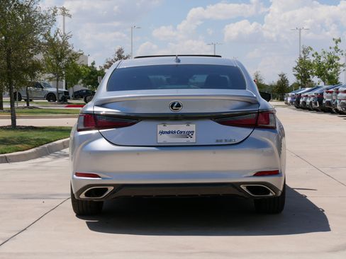 Used 2022 Lexus ES 350 F Sport FWD image 8