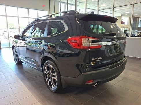 Used 2023 Subaru Ascent Limited w/ Technology Package AWD/4WD image 5