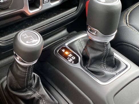New 2026 Jeep Wrangler Unlimited Sahara AWD/4WD image 13