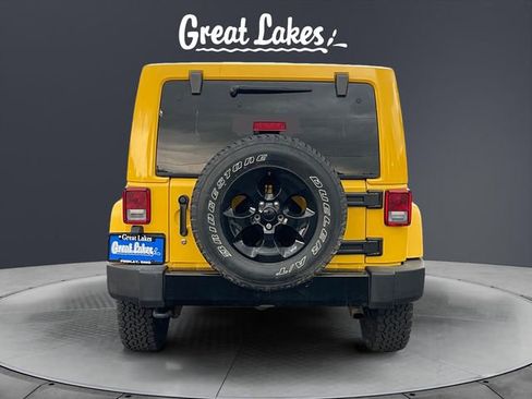 Used 2015 Jeep Wrangler Unlimited Sahara AWD/4WD image 4