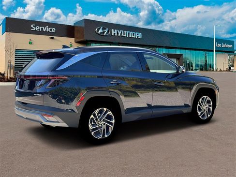 New 2026 Hyundai Tucson Limited image 8