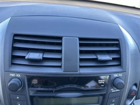 Used 2010 Toyota RAV4 2WD image 32