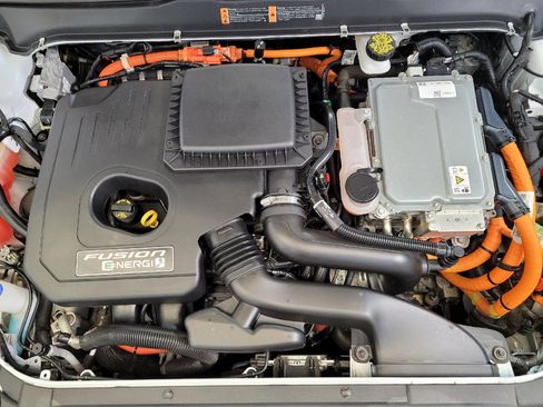 Used 2019 Ford Fusion Energi Titanium image 30