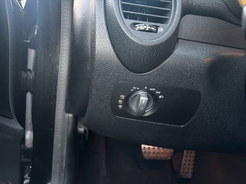 Used 2009 Mercedes-Benz SLK 300 SLK 300 2dr Convertible image 10