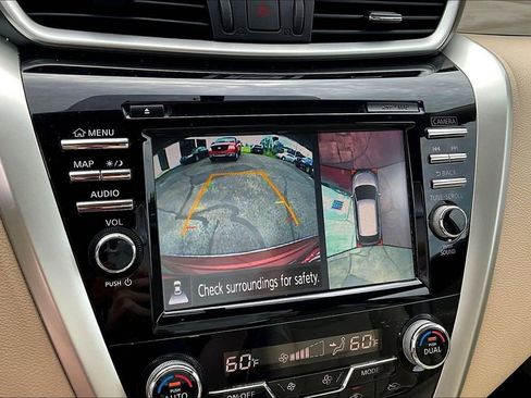 Used 2018 Nissan Murano SL w/ Moonroof Package AWD/4WD image 14