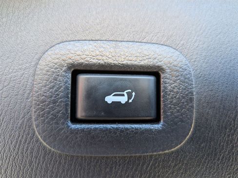 Used 2021 INFINITI QX80 Luxe w/ All-Season Package image 35