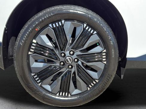 New 2026 Nissan Murano Platinum AWD/4WD image 13