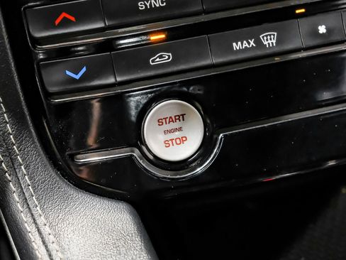 Used 2017 Jaguar F-PACE S image 30