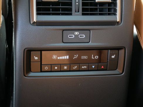 Used 2025 MAZDA CX-70 3.3 Turbo S w/ Premium Plus AWD/4WD image 14