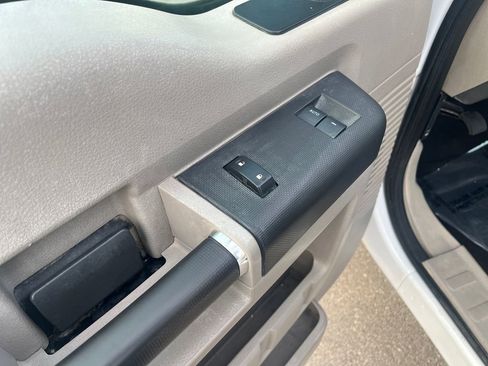 Used 2009 Ford F350 2WD Regular Cab Super Duty image 13